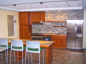 Student-Kitchen-and-Laundry-Blacksburg-Virginia